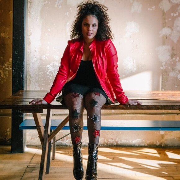 MeMoi Rockstar Fishnet Tights ✦ Black w/ Red & Black Sparkly Stars ✦ OS ✦ NWT - Picture 1 of 6